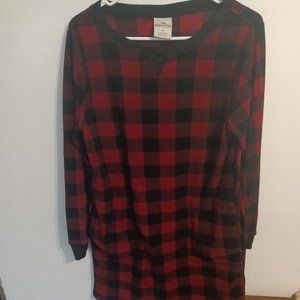 Mountains Peak Ladies Sleepwear Nightshirt Plaid Fleece w Pockets Red Black Sz S
